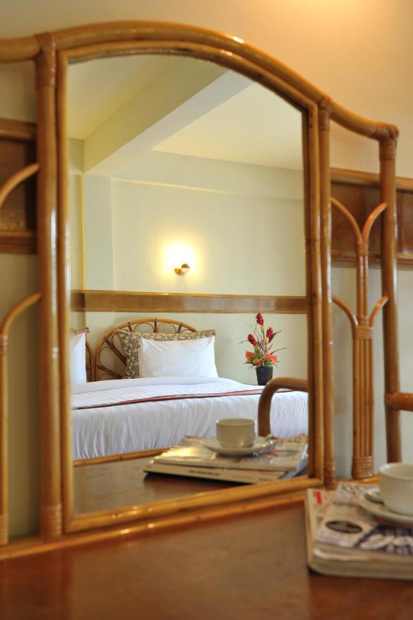 Pen Villa Hotel, Surin Beach - Sha Extra Plus Exteriér fotografie